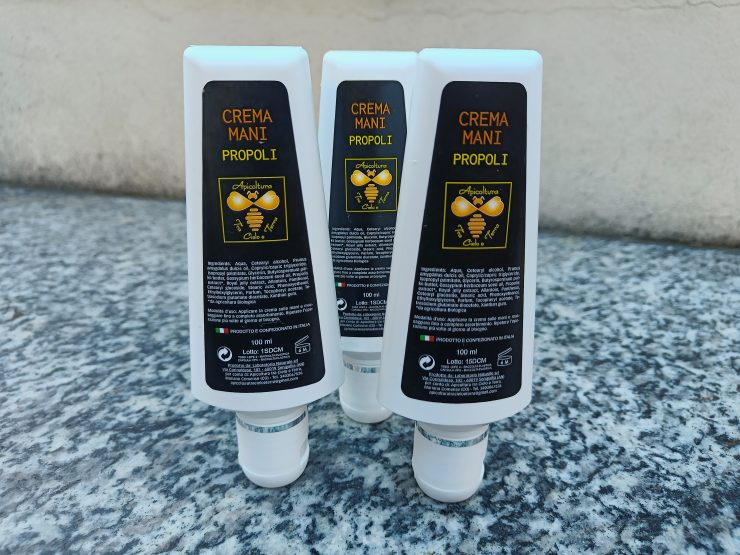 Crema Mani